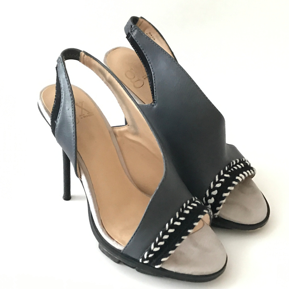 GX Gwen Stefani SAYA Leather Heels Size 6